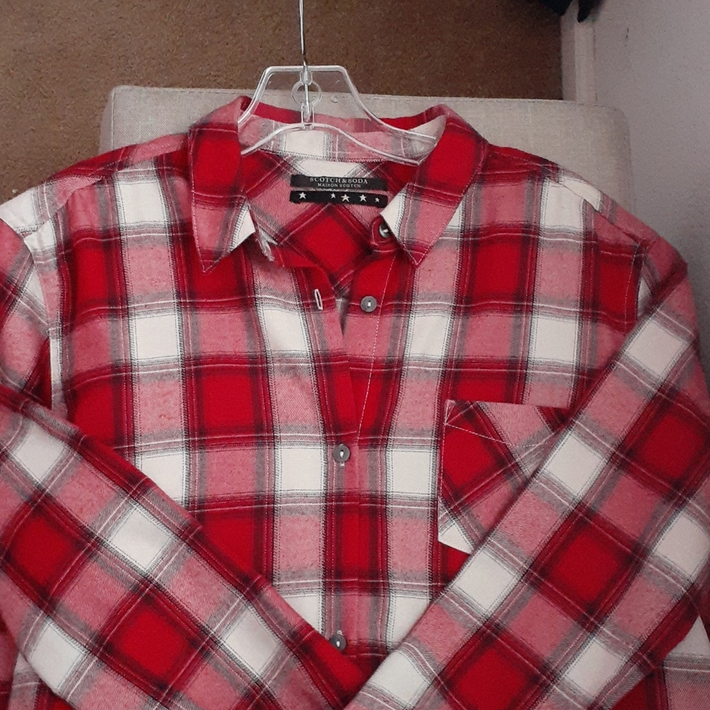 Scotch and Soda red, blue and cream duster